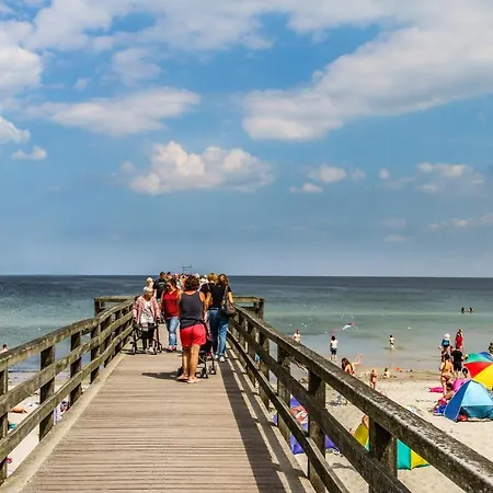 Duene Mit Kamin Und 2 Baedern In *