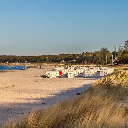 Duene Mit Kamin Und 2 Baedern In