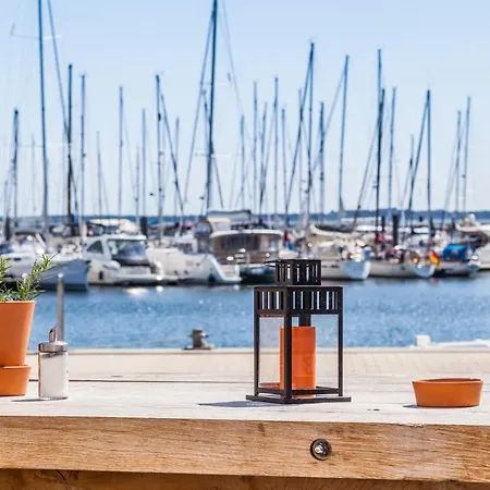 Duene Mit Kamin Und 2 Baedern In