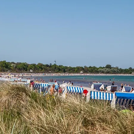 Appartement Grosse Mit Kamin, Garten & 2 Baedern Nahe Ostsee Boltenhagen (Ostseebad)
