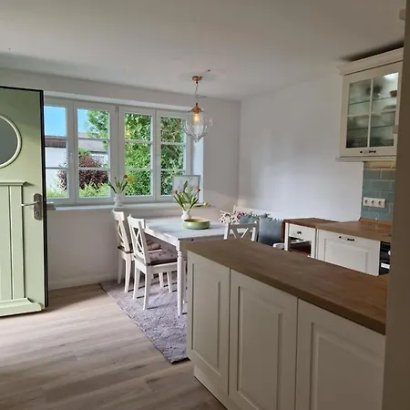 Grosse Mit Kamin, Garten & 2 Baedern Nahe Ostsee Appartement Boltenhagen (Ostseebad)