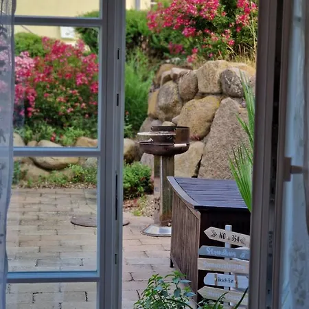 Duene Mit Kamin Und 2 Baedern In Больтенхаген