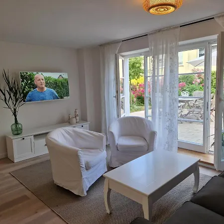 Appartement Grosse Mit Kamin, Garten & 2 Baedern Nahe Ostsee Boltenhagen (Ostseebad)