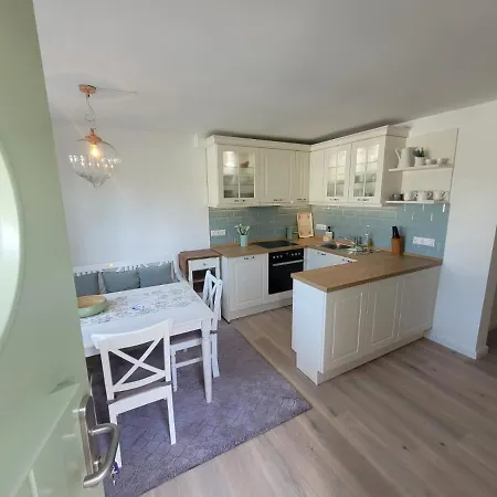 Grosse Mit Kamin, Garten & 2 Baedern Nahe Ostsee Appartement *