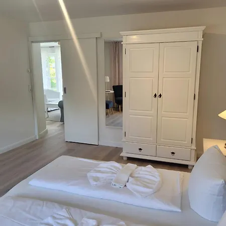 Duene Mit Kamin Und 2 Baedern In Daire *