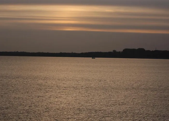 Duene Mit Kamin Und 2 Baedern In بولتينهاجين