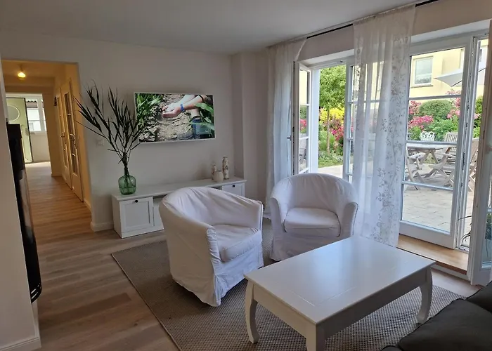 Duene Mit Kamin Und 2 Baedern In *