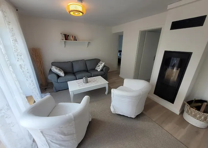 Duene Mit Kamin Und 2 Baedern In * بولتينهاجين