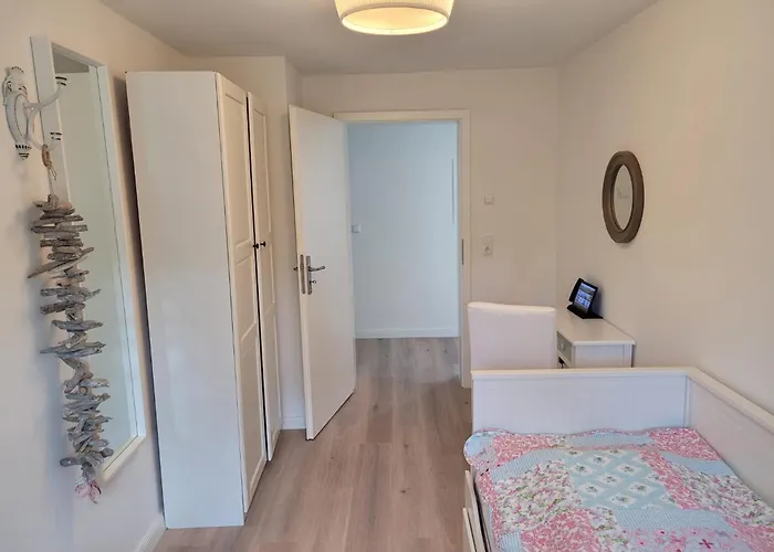 Duene Mit Kamin Und 2 Baedern In بولتينهاجين