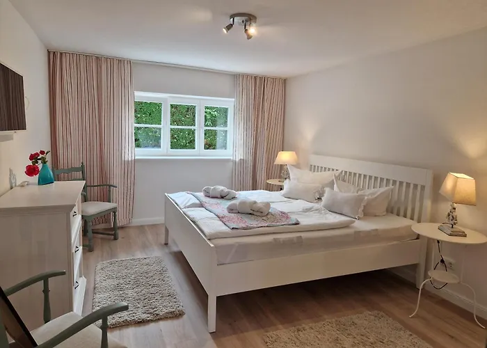 Duene Mit Kamin Und 2 Baedern In شقة *